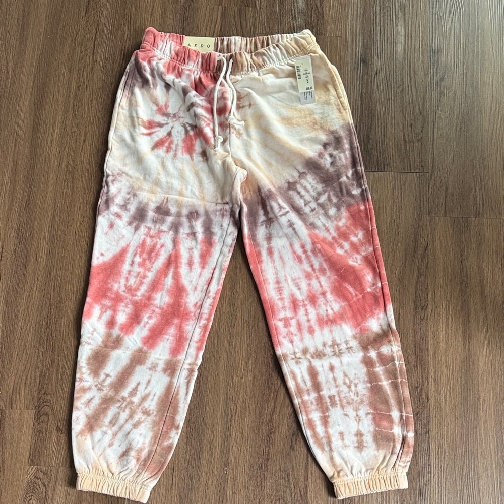 AERO NWT Women’s Tie-Dye Jogger Sweatpants